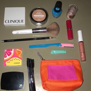 -SOLD- Makeup lot!👑💅💋 Make an offer!